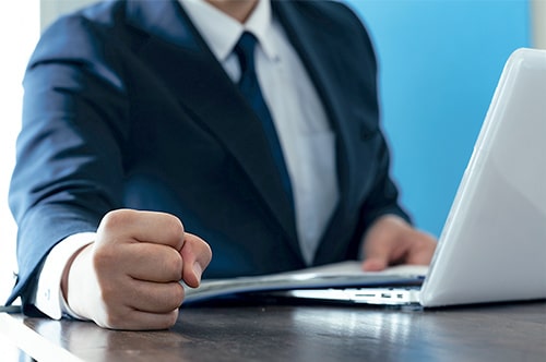 ネット誹謗中傷に対する慰謝料請求｜自社の信頼と損害を取り戻す方法